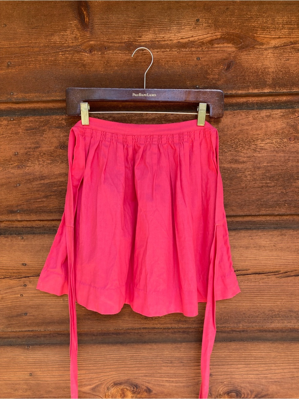 Apron Watermelon-Colored